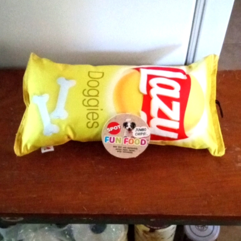 Crinkly squeaky dog fabric toy faux bag of chips by Spot nwt